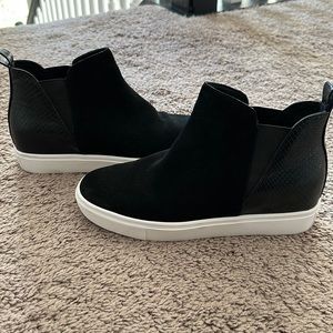 Steve Madden Zaci Wedge Sneaker
